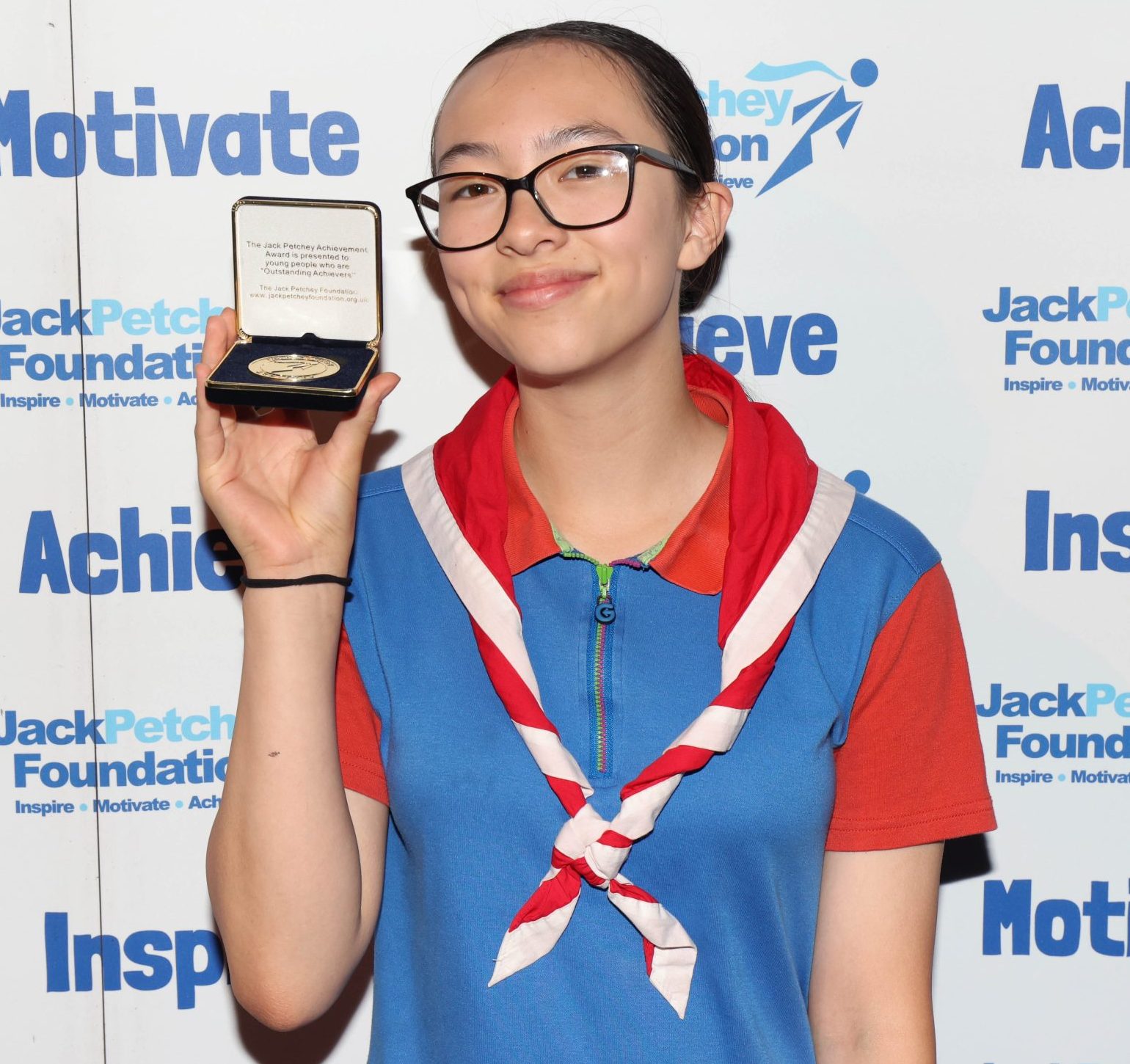 Guides EW Achievement Award event!